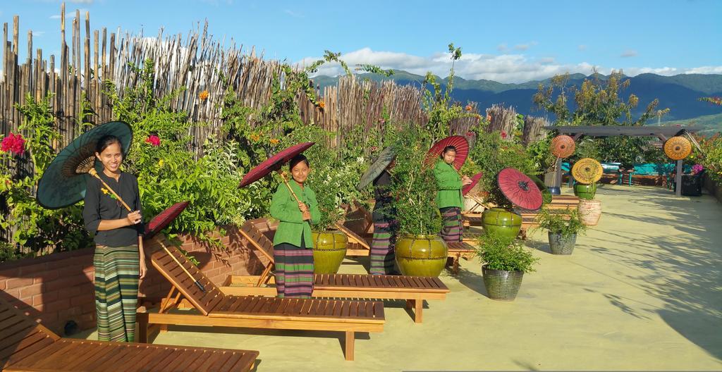 Thanakha Inle Hotel Nyaung Shwe Exterior foto
