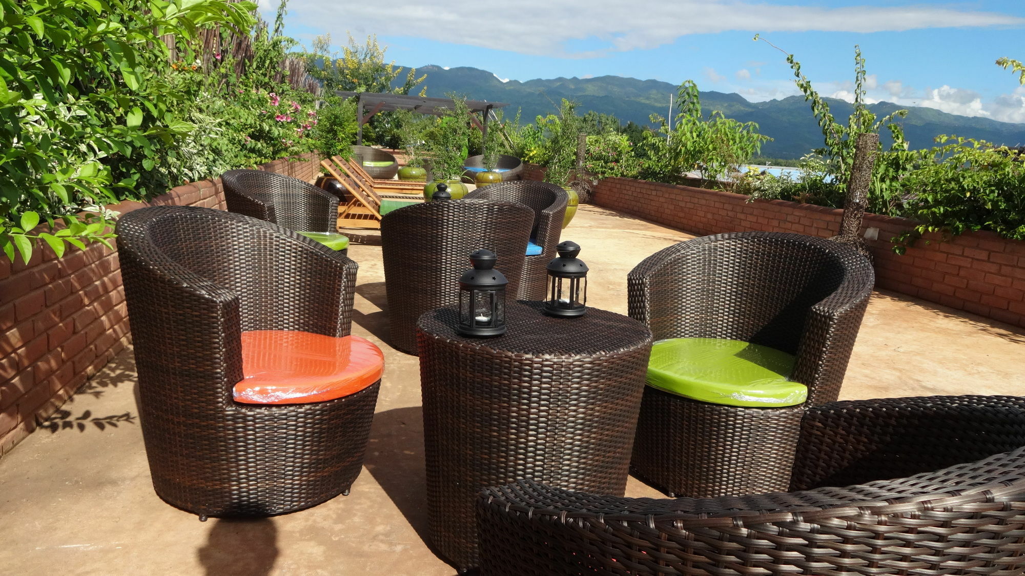 Thanakha Inle Hotel Nyaung Shwe Exterior foto